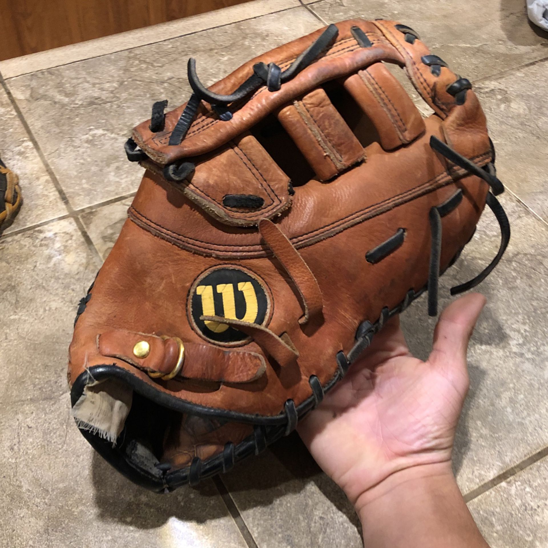 Wilson Firstbasemen Glove