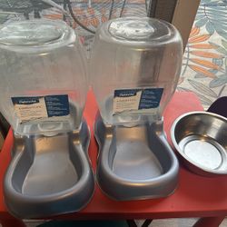 Big Dog Water Bottles And Food Dispenser 