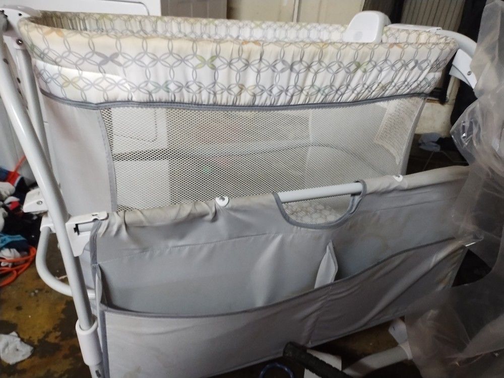 FREE Bassinet 