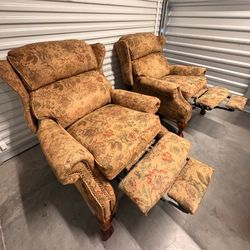 Traditional style recliner chair