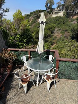 Rustic Vintage Metal Patio Set Glass Table 4 Tolix Style Chairs Umbrella Local