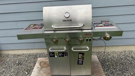 Char-Broil Commercial Infrared 3 Burner Gas BBQ Grill