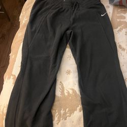 Nike Women’s Gray Sweats