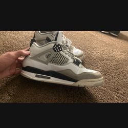 Jordan 4