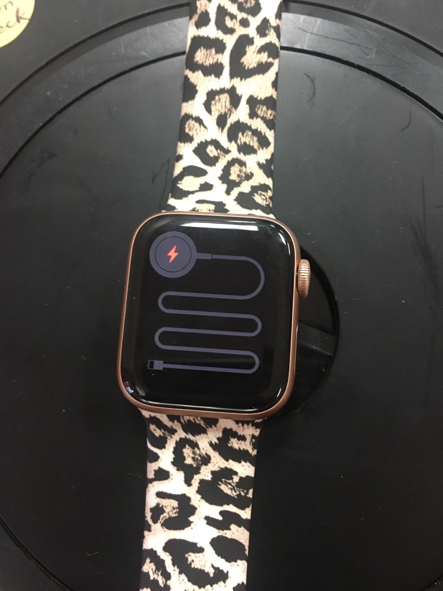 Apple Watch Series 4 GPS + CELLULAR
