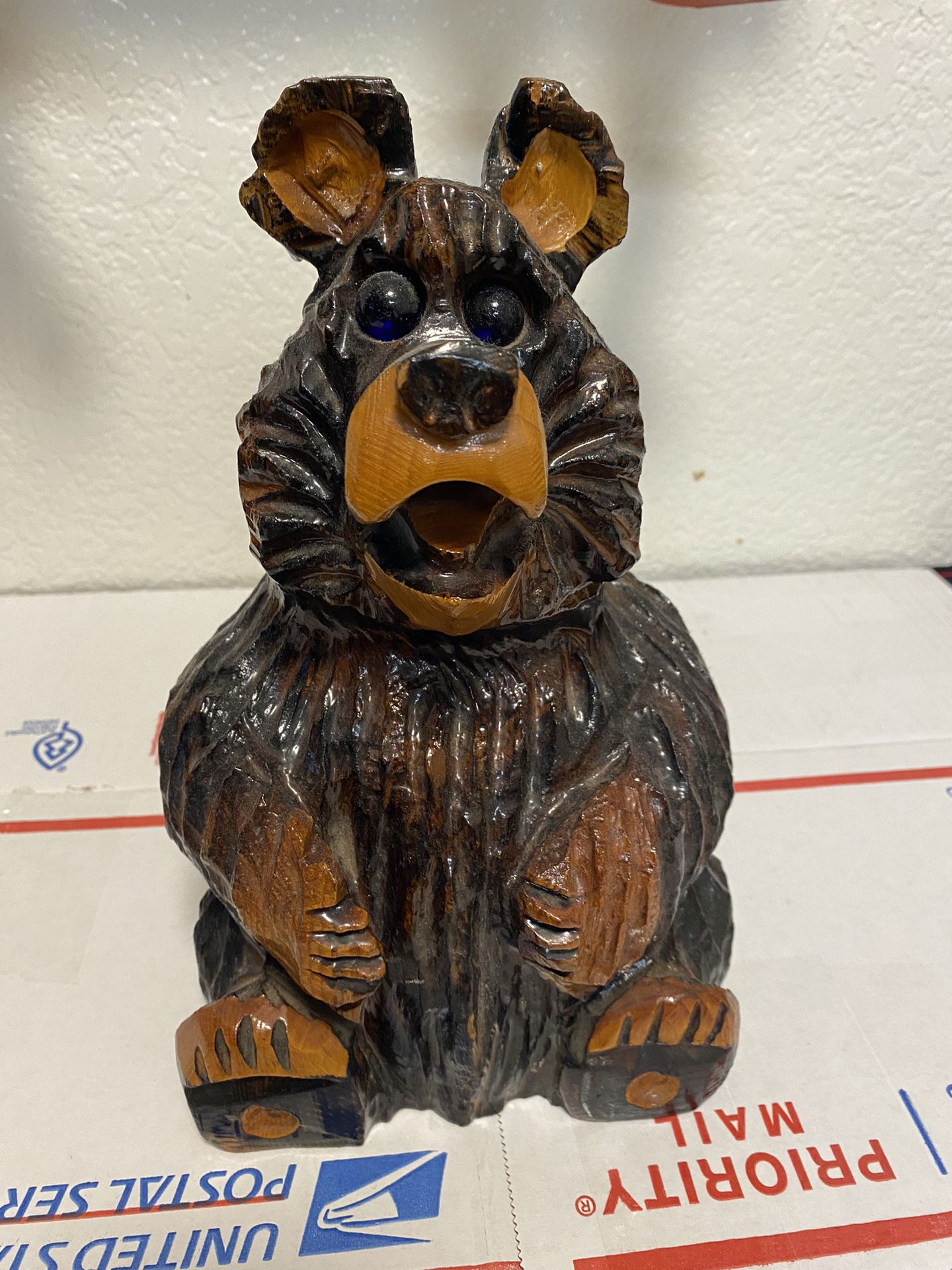Vintage Grizzly Wood Statue 