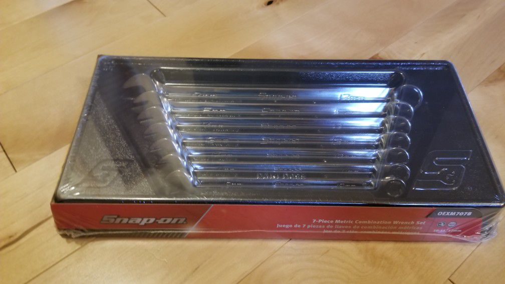 Snap-On OEXM707B 7 Pc set Flank Drive Metric Wrench Set 10mm-15,17mm NEW Sealed