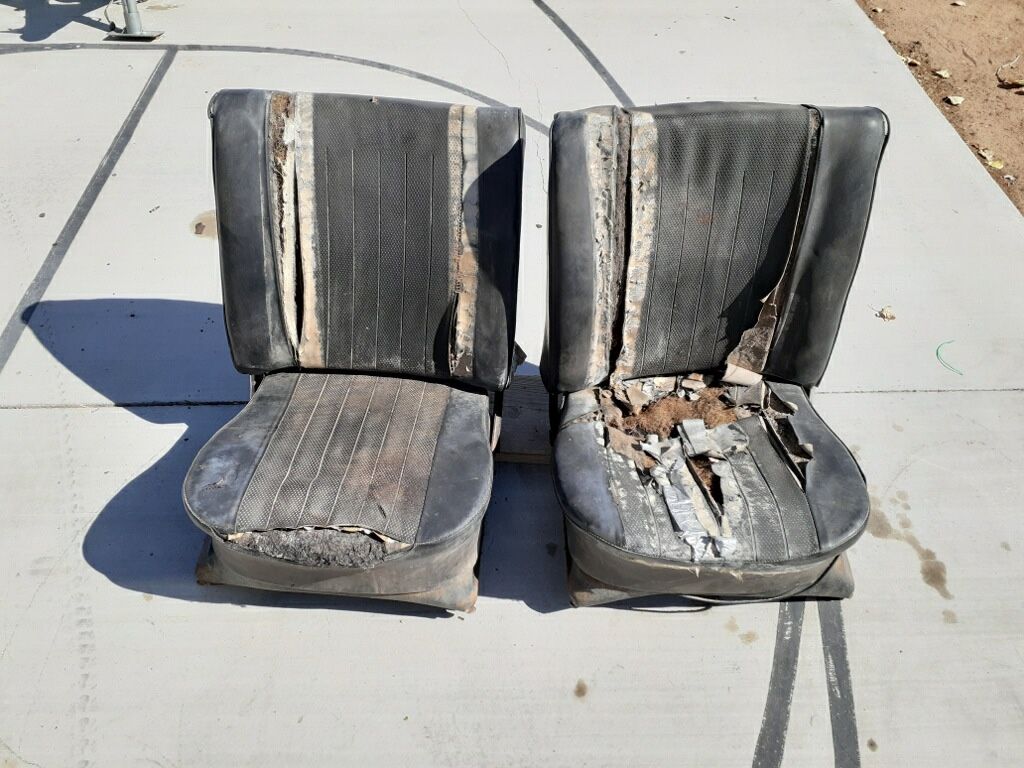Volkswagen Type 3 original low back seats for fastback-notchback & squareback