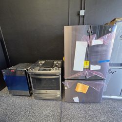 New GE Kitchen Appliances Set 