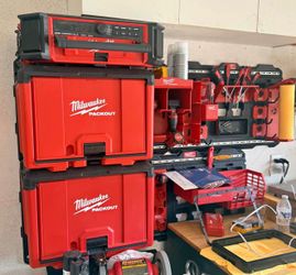 milwaukee wall storage packout