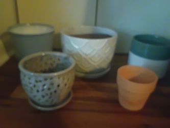 Set of 5 Planters Various Sizes