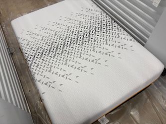 Nectar Ultra Hybrid Full Mattress - Like New