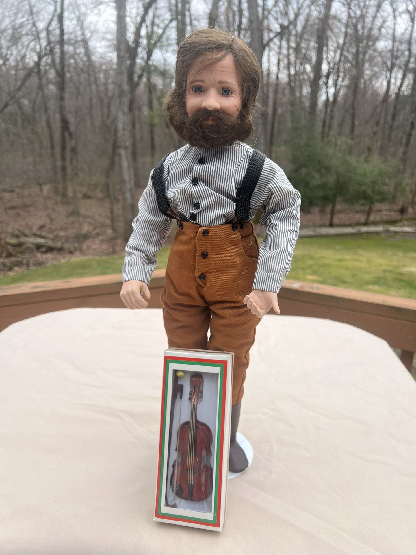 Ashton Drake Little House On The Prairie Pa Ingalls porcelain doll