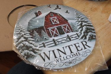 8" Round Winter Welcome Sign w/ Red Barn