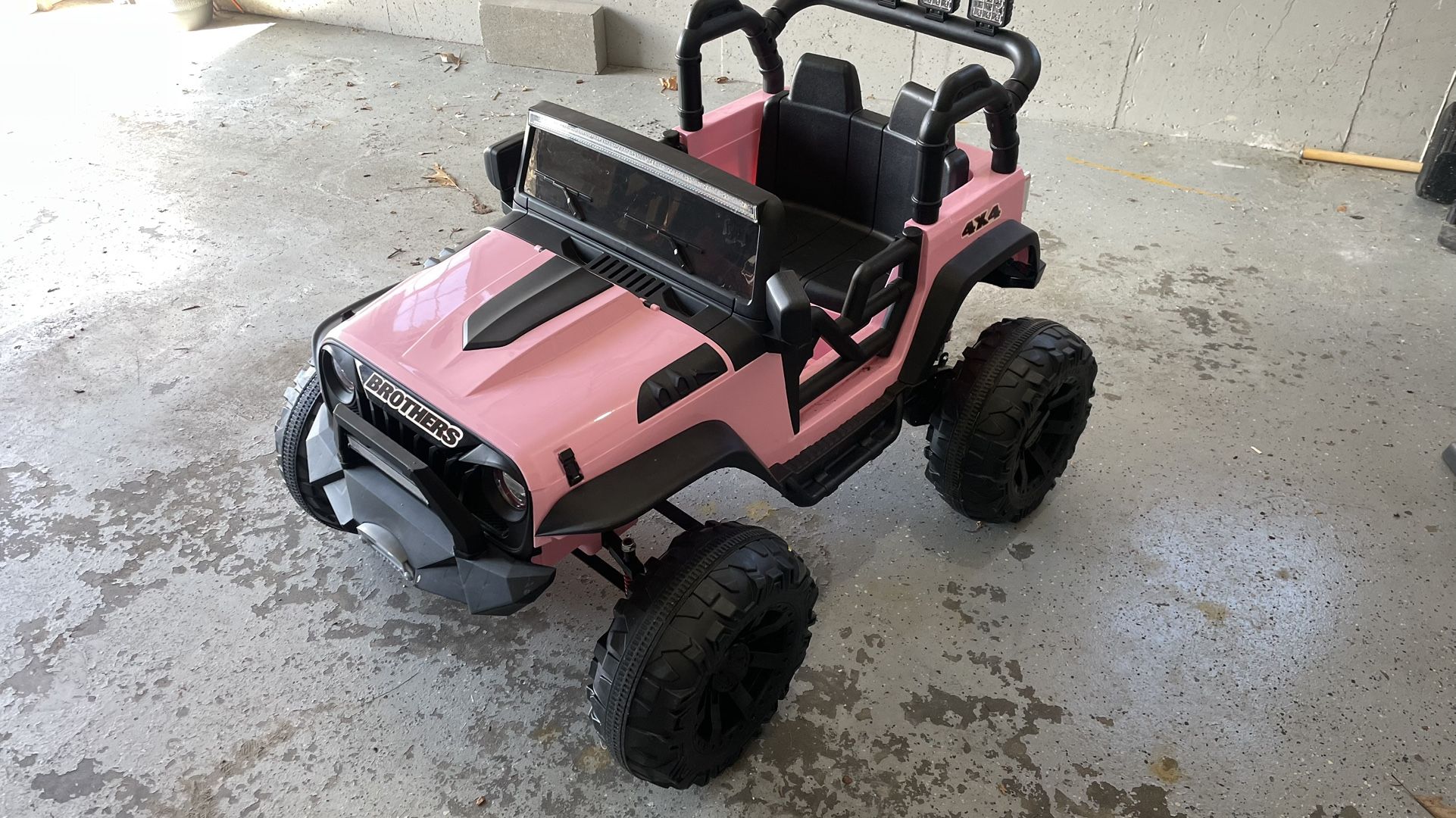 24 Volt kids Ride on Toys -Pink π π!!