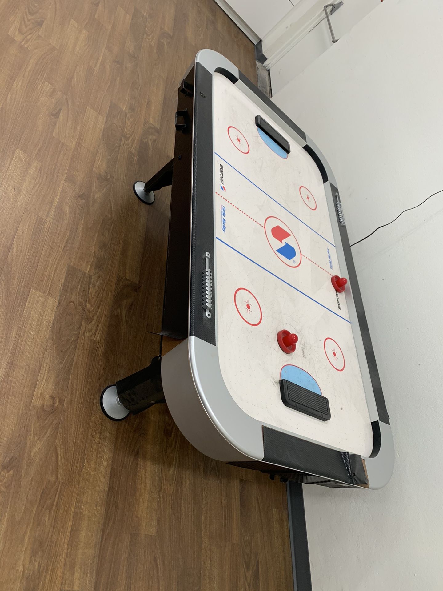 Air Hockey Table