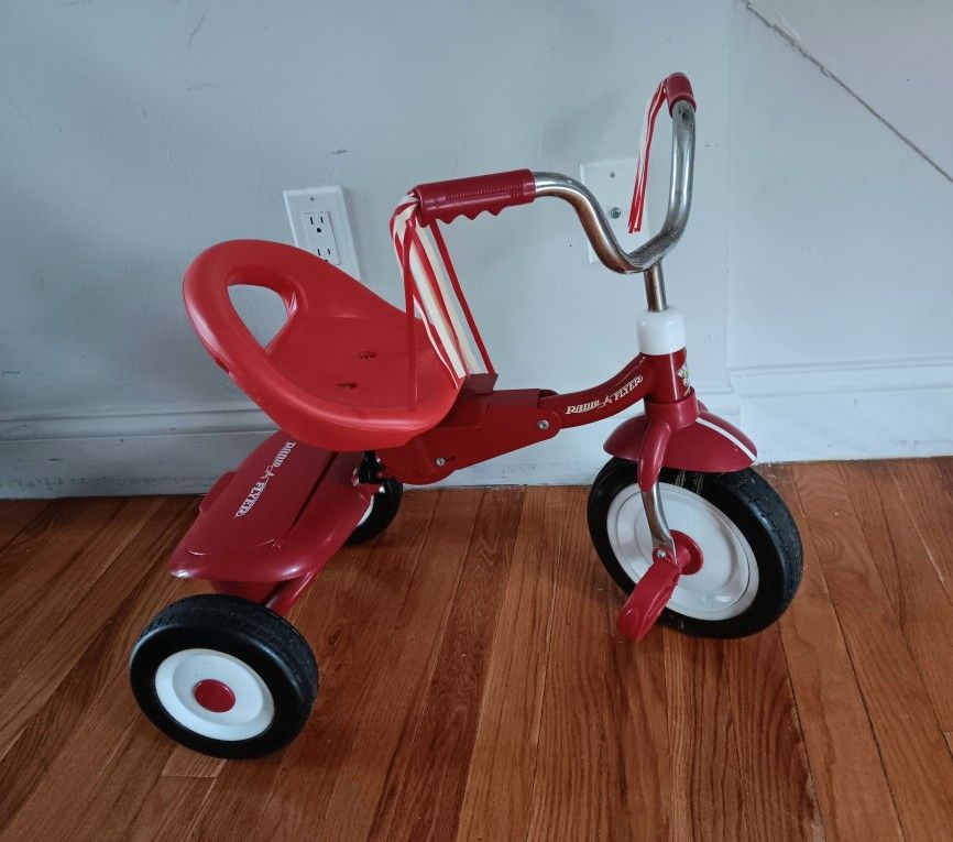 Radio Flyer Trike 