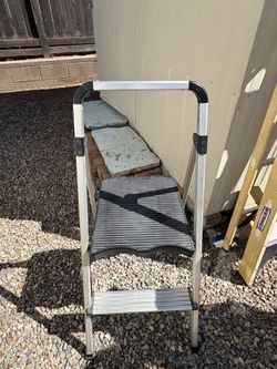 Step Ladder