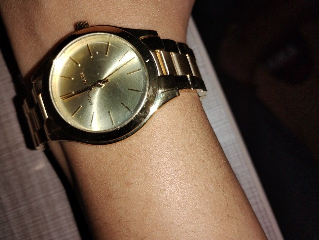 Michael Kors Watch ... NEGOTIABLE