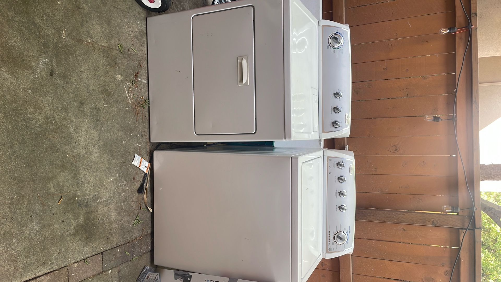 Selling the pair