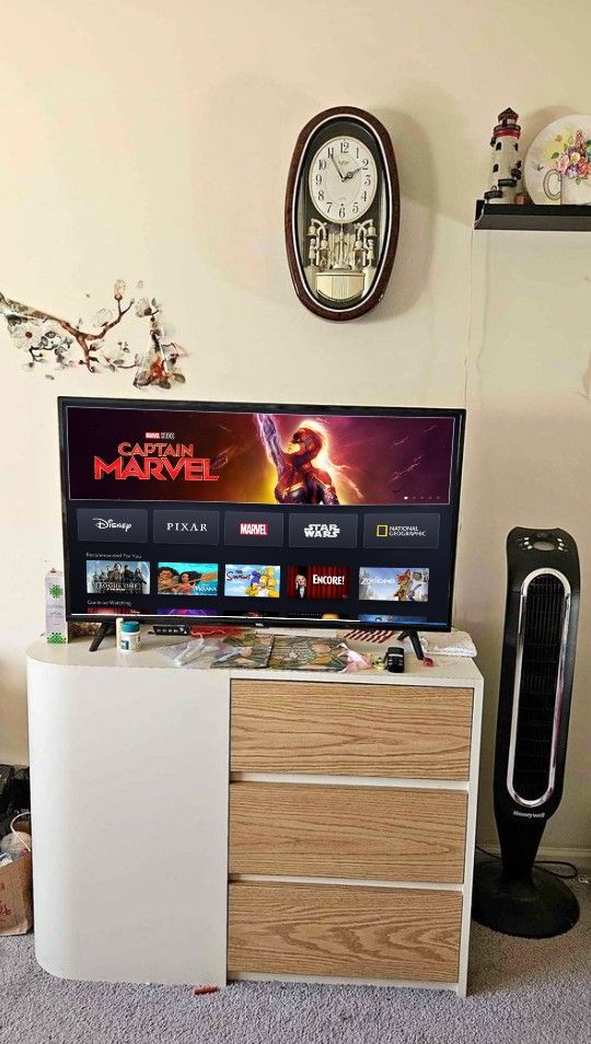 40inch Smart TV With Remote