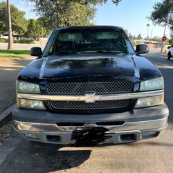 2003 Chevy Avalanche - One Owner