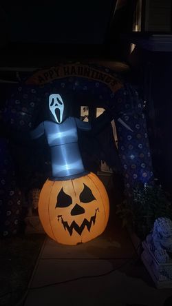 Halloween blow up
