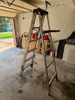 Husky 6' Aluminum Step Ladder