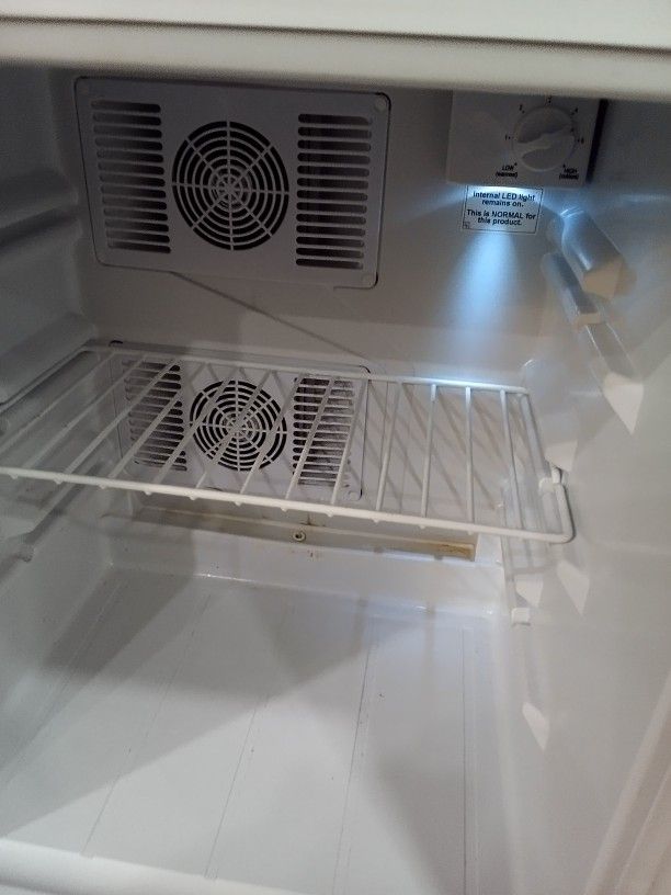 Black & Decker Mini Fridge