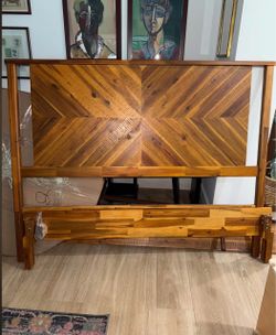 Wood bed frame