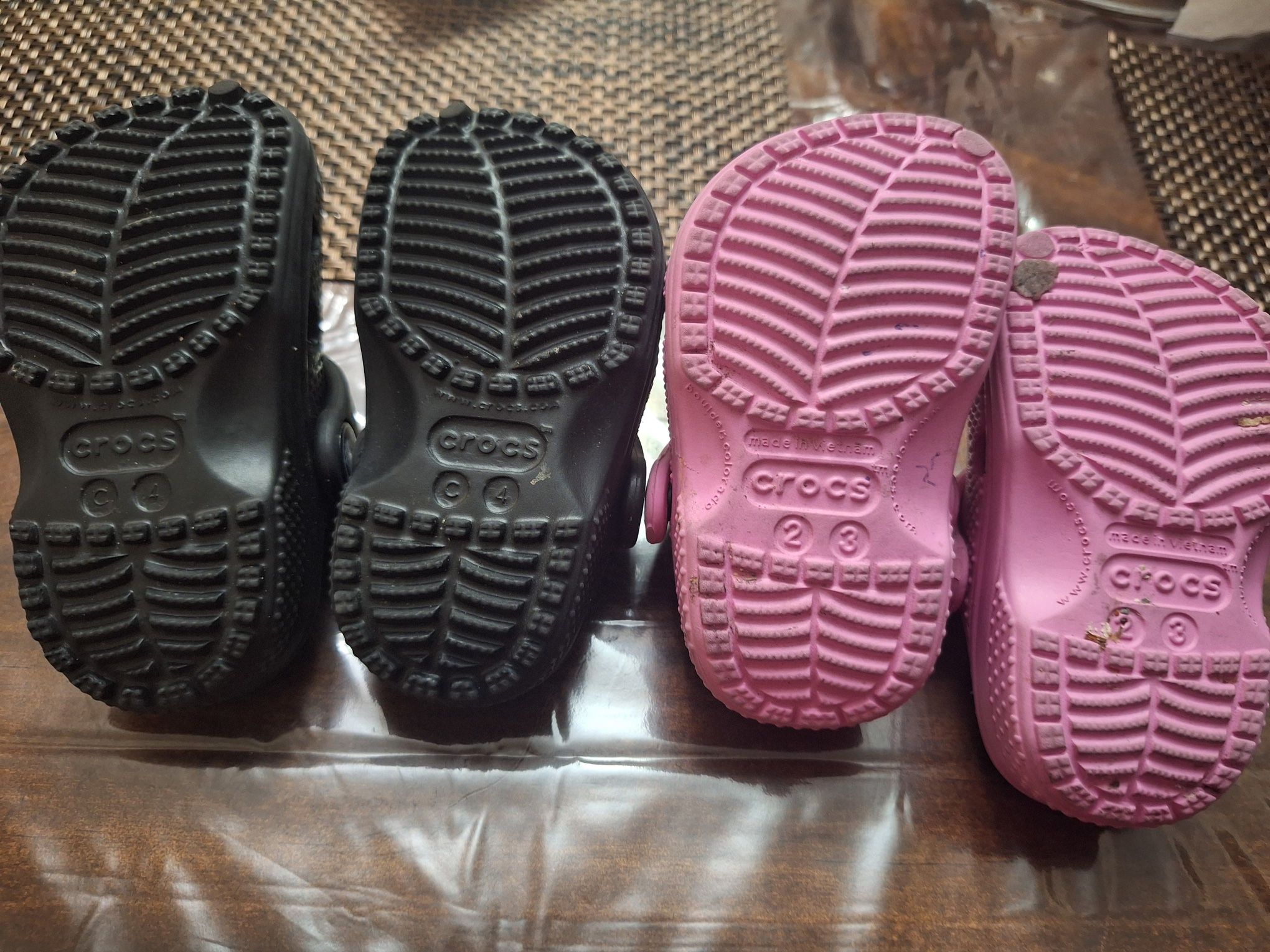 Crocs Pink Size 3-4 Black C4 Green And Black C4