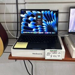 MacBook Air M2 (2022)