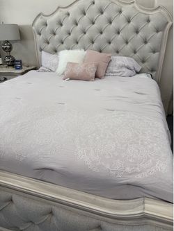 Vanities in stock // Espejos // Tocadores