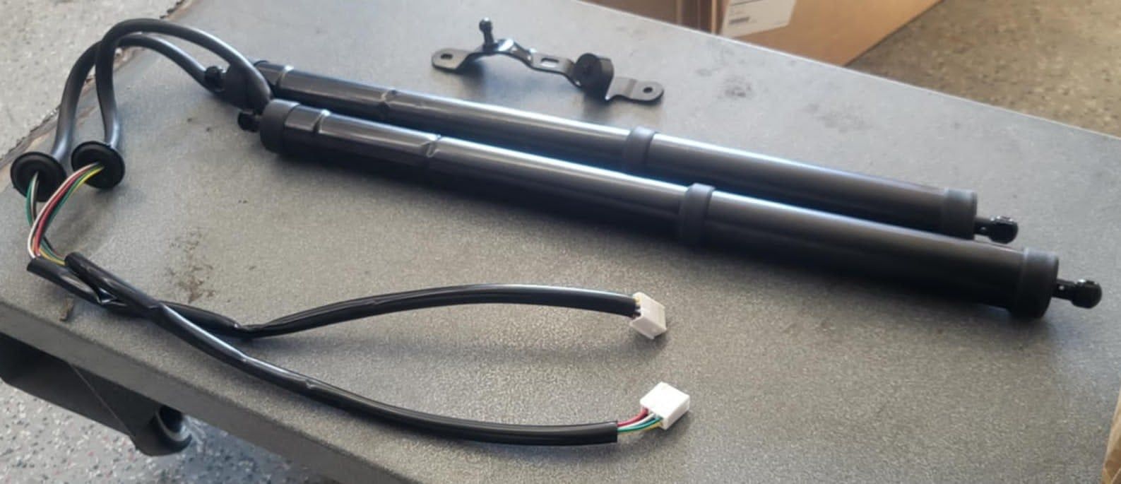 REAR POWER LIFTGATE SUPPORT (LEFT & RIGHT) (contact info removed) FOR 2013-2018 TOYOTA RAV4 