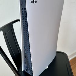 PlayStation 5 Console Bundle