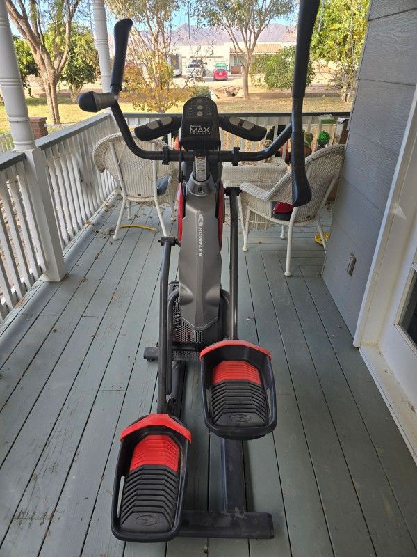 Bowflex Max Pro Trainer M5 Elliptical