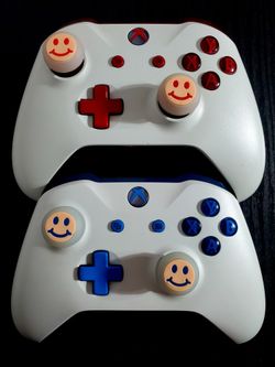 Custom Xbox One Controllers