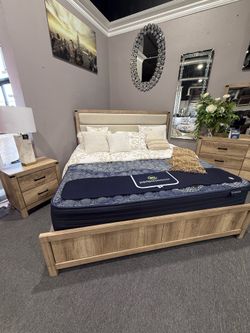 4 PC KING  BEDROOM SET