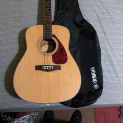 Yamaha Guitar F325