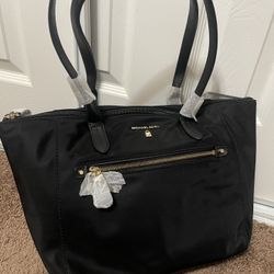 New Michael Kors Bag