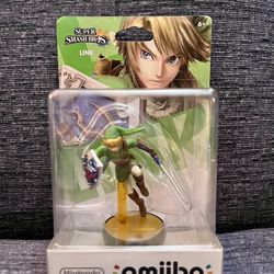 Amiibo Link