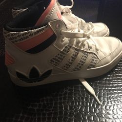 adidas Girls Size 5 