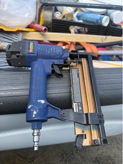 Air nailer/stapler