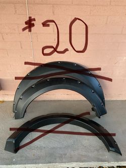 (1) One 2015 or Newer Ford F-150 Fender Flare