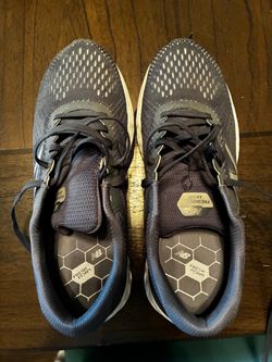 New Balance Fresh Foam - Women’s Size 7