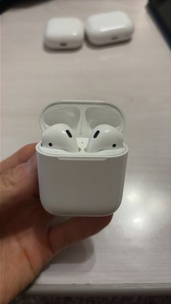 AirPods