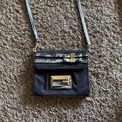Guess Small Purse 