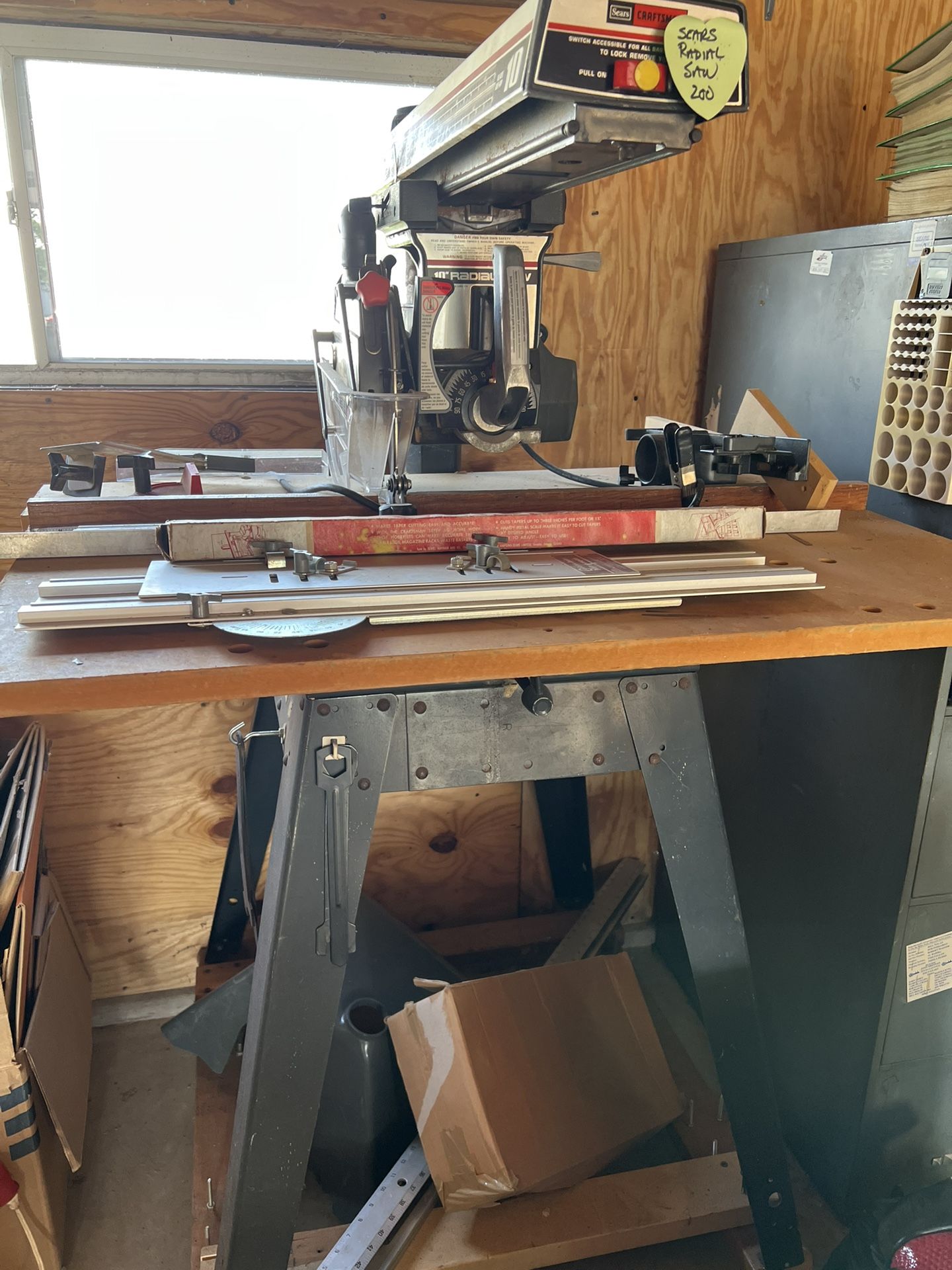 Radial saw
