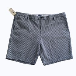 Dockers Men Vertical Stripes Supreme Flex Blue Shorts W/ Security Pockets Sz 42