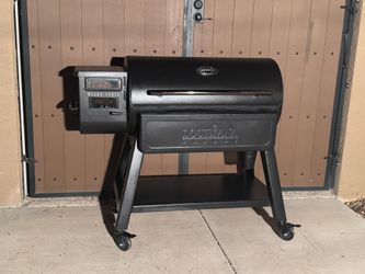 Louisiana Grills Black Label  - $750 OBO